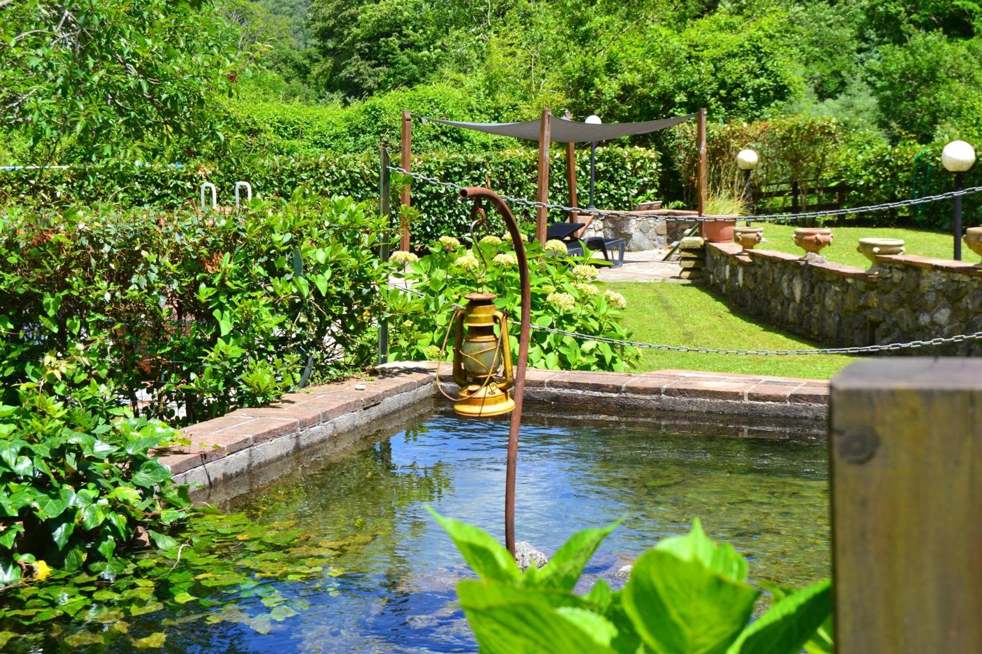 Casa Vacanze Il Boscaccio "Casa Massimo" Fornovolasco Exterior foto
